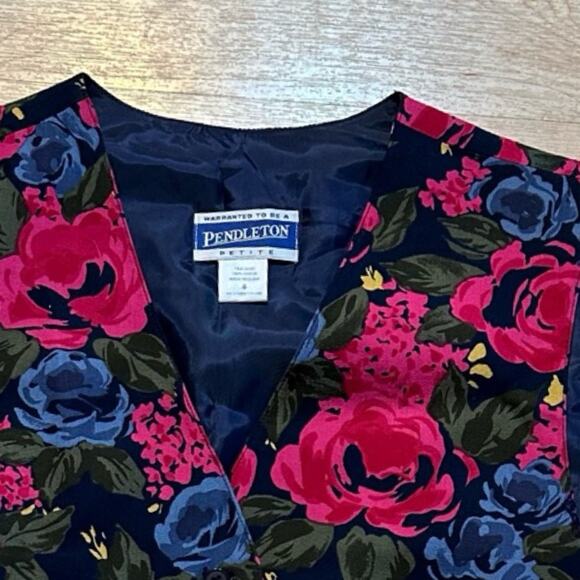 Pendleton Floral Vest - Picture 5 of 5